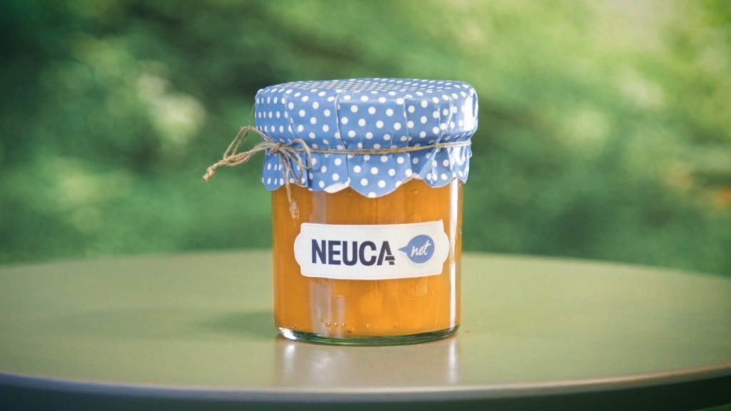 Screenshotter--2016filmwizerunkowyNEUCADlaczegodemtoDemfromFilmpointonVimeo-0’06”