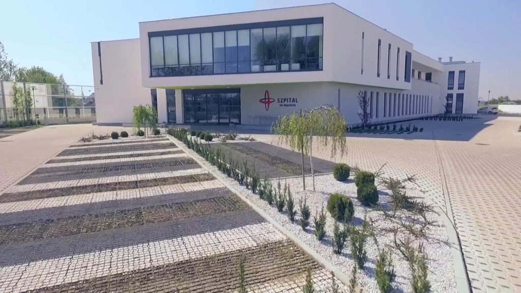 Screenshotter--2016filmwizerunkowySzpitalwWojciechaspotwizerunkowyfromFilmpointonVimeo-0’06”