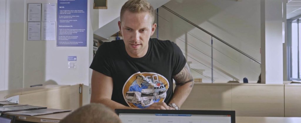 Screenshotter--2017filmwizerunkowyESATrucksfromFilmpointonVimeo-0’42”