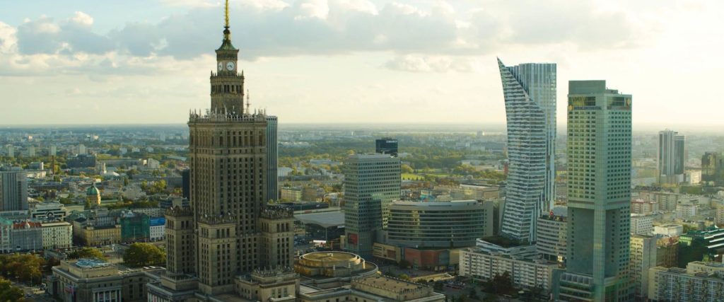 Screenshotter--2018relacjaRejsonVimeo-0’00”