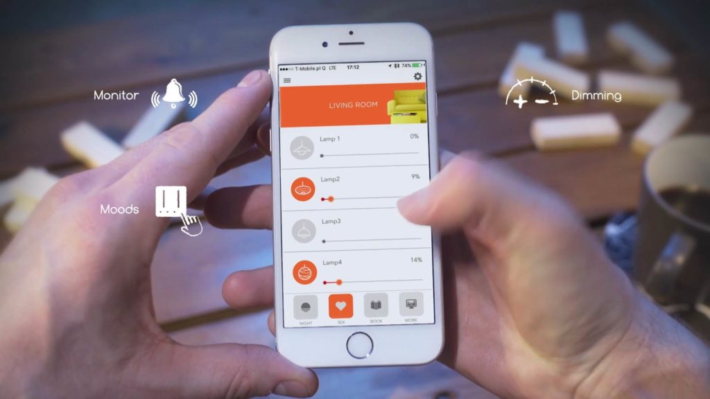 Screenshotter--MoodnodebrandvideofromFilmpointonVimeo-1’59”